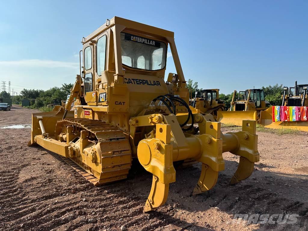 CAT D7G Kāpurķēžu buldozeri