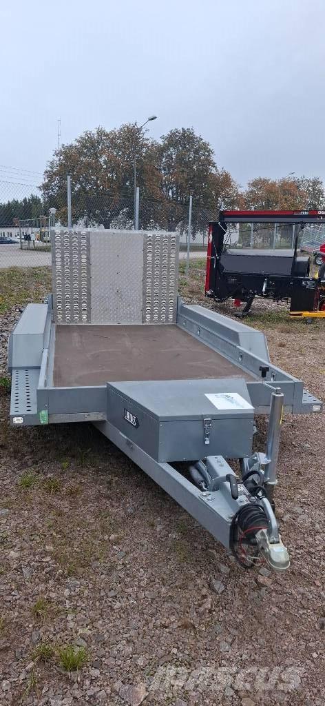 Lorries TPM35 Zemie treileri