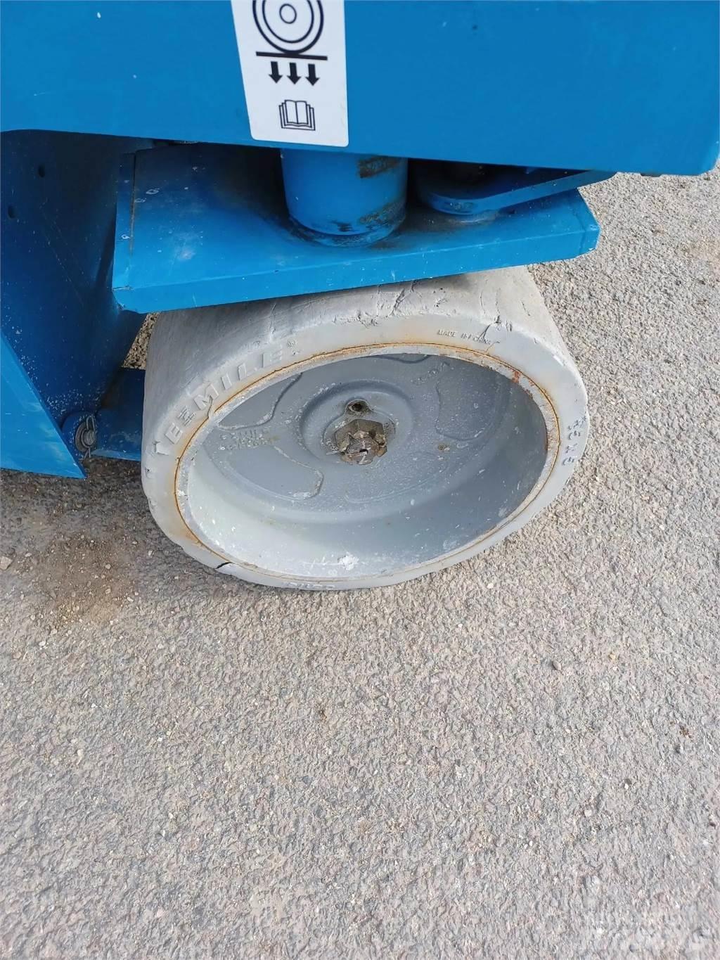 Genie GS 2646 Šķerveida pacēlāji