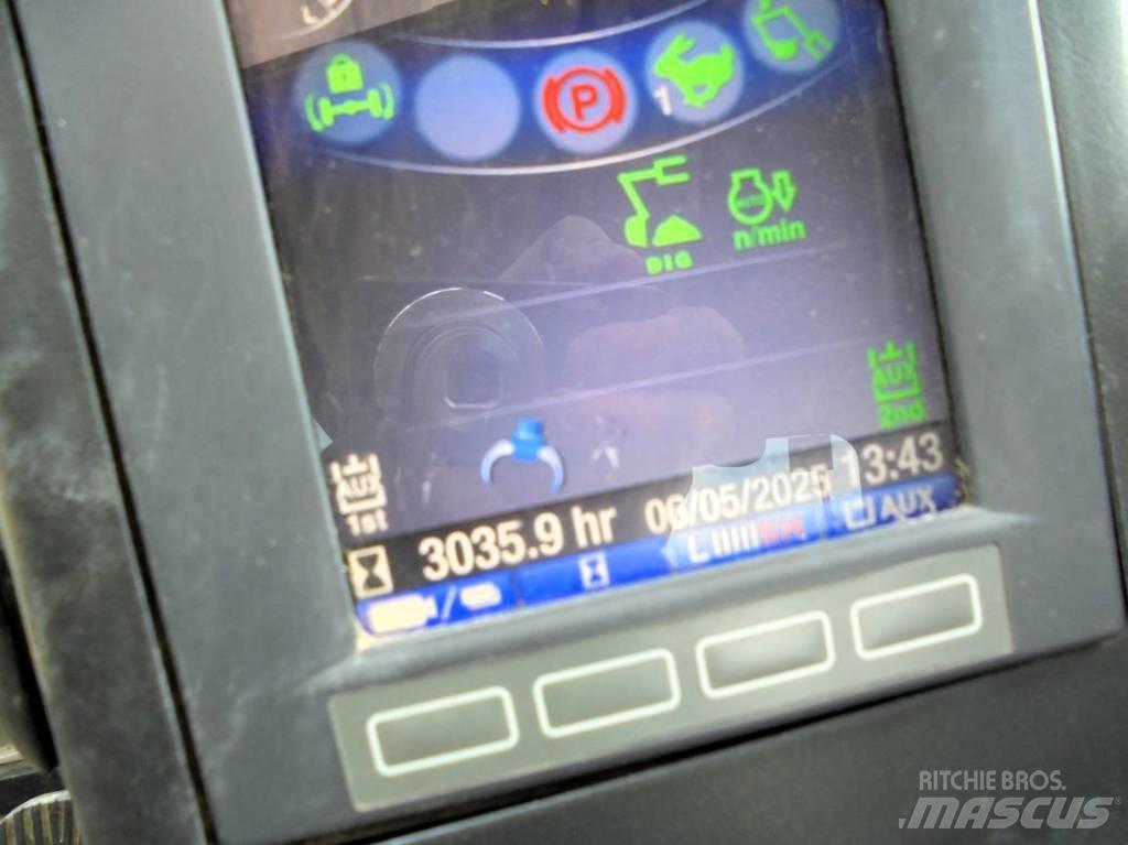 Takeuchi TB 295 W-2 Ekskavatori uz riteņiem