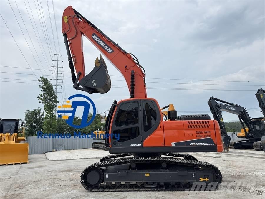 Doosan DX 225 LC-9C Kāpurķēžu ekskavatori