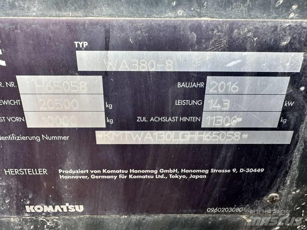 Komatsu WA380-8 Iekrāvēji uz riteņiem