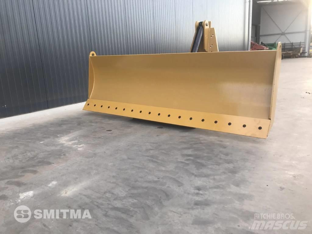 CAT 140K Naži