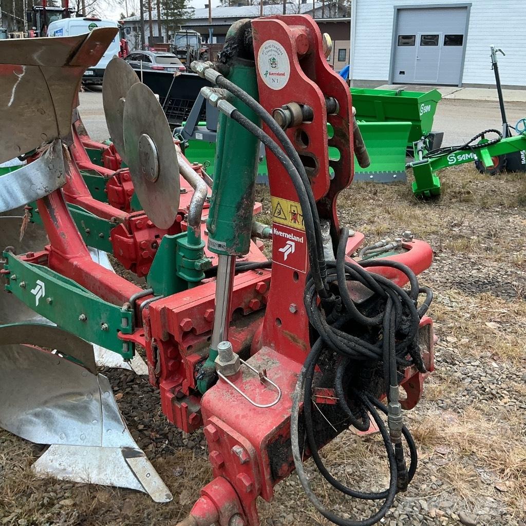 Kverneland ES85 Maiņvērsējarkli