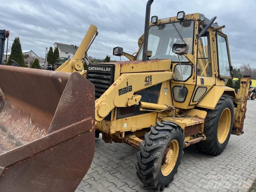 CAT 428 Ekskavatori-iekrāvēji