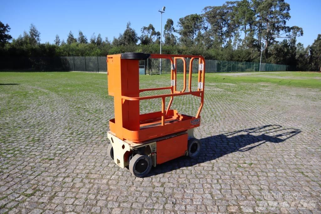 JLG 1230ES Vertikālie pacēlāji