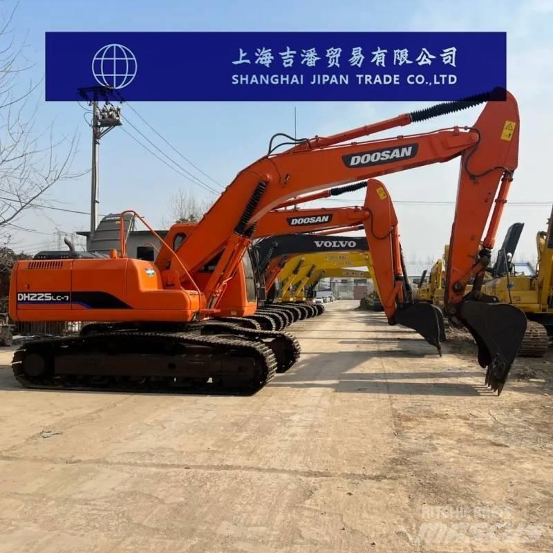 Doosan DH 225 LC-7 Kāpurķēžu ekskavatori