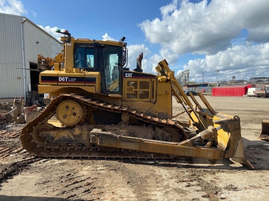 CAT D 6 T LGP Kāpurķēžu buldozeri