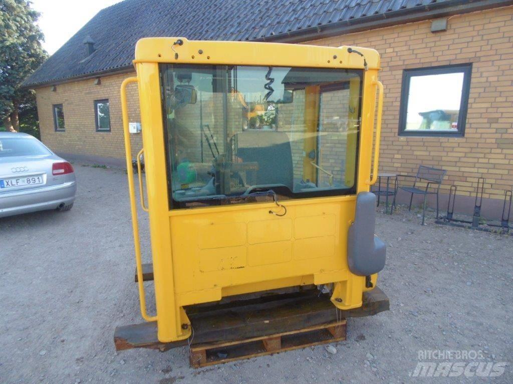 Volvo L 150 E Kabīnes un interjers