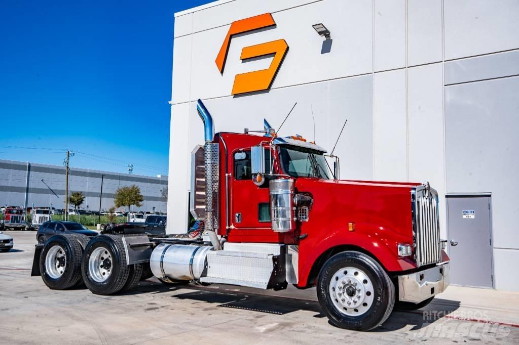 Kenworth W 900 Vilcēji