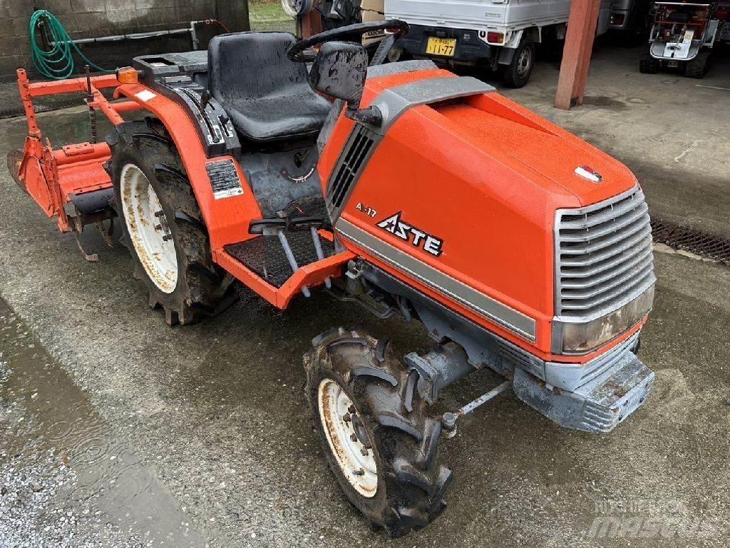 Kubota A-17 Traktori