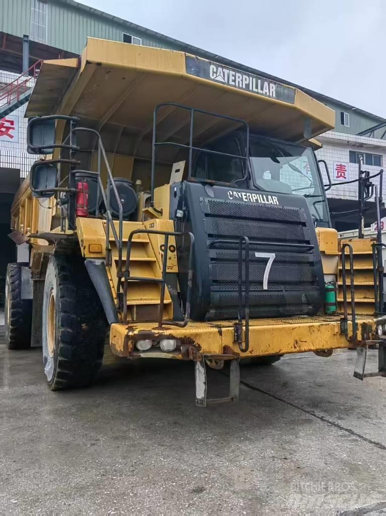 CAT 777E Artikulētie pašizgāzēji