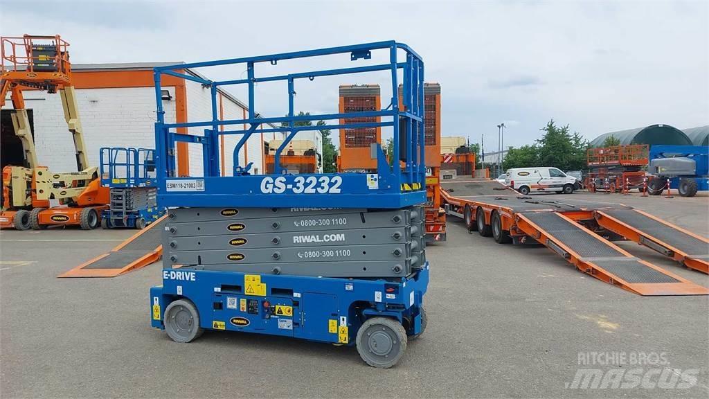 Genie GS3232 Šķerveida pacēlāji
