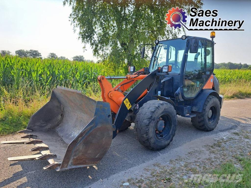 Komatsu WA70-7 Iekrāvēji uz riteņiem