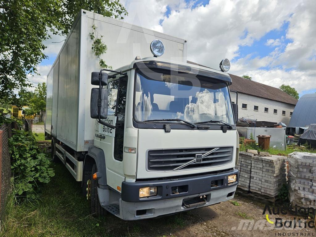 Volvo FL615 Furgons