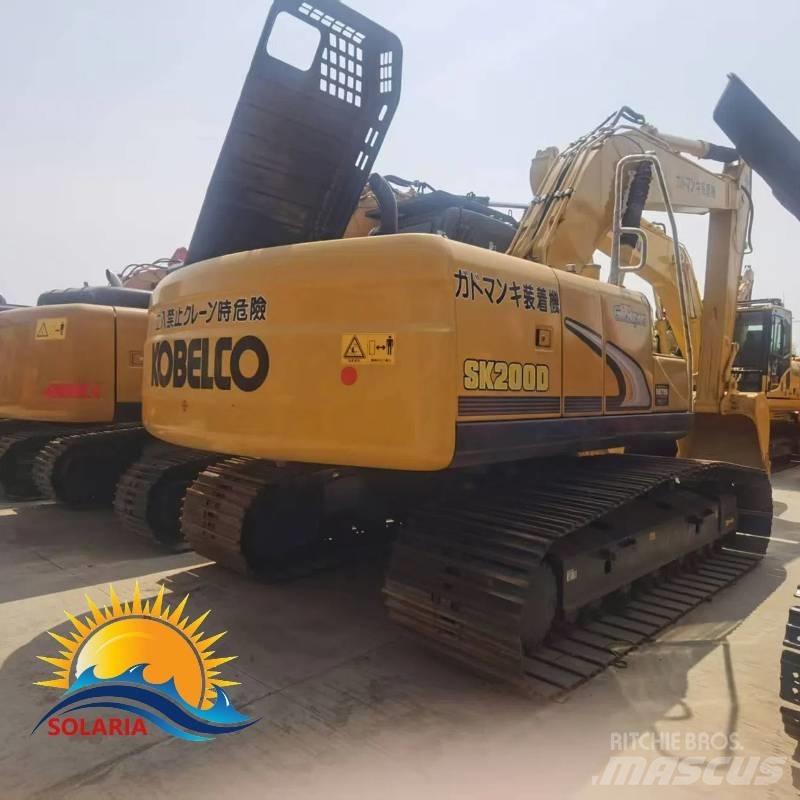 Kobelco SK 200 Kāpurķēžu ekskavatori