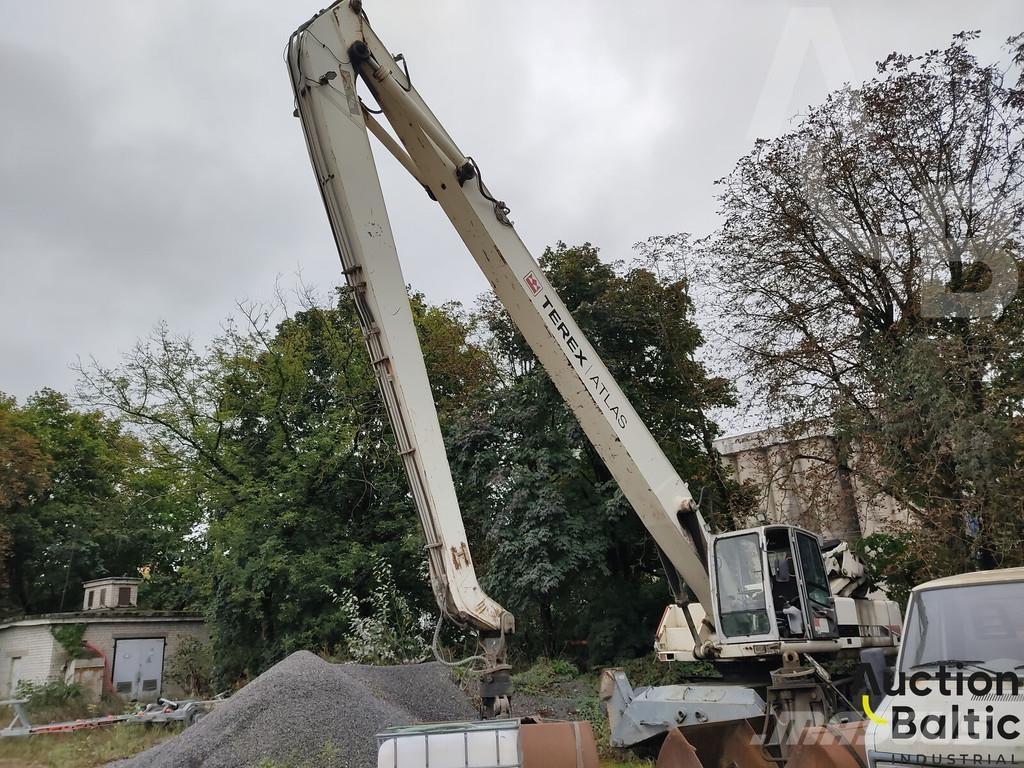 Atlas 1804 MI Ekskavatori tālās sniedzamības darbiem