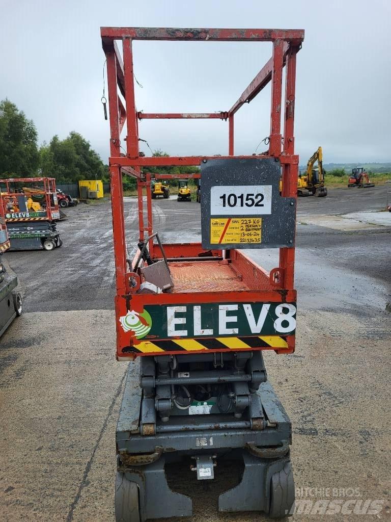 SkyJack 32/19 Šķerveida pacēlāji
