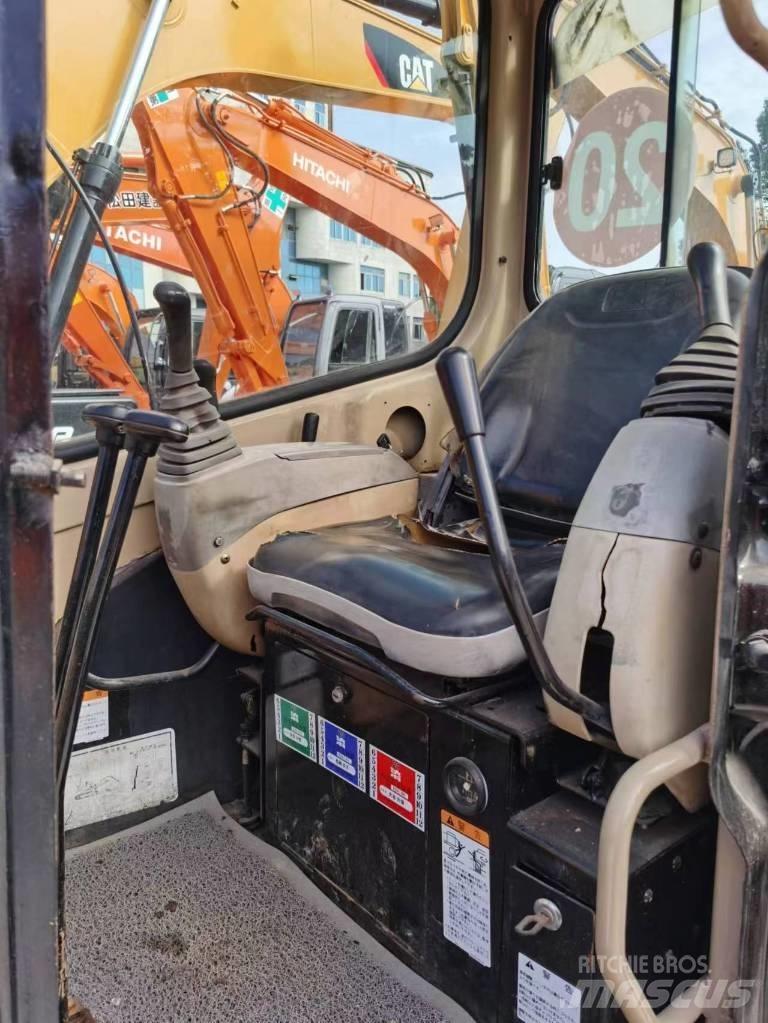 CAT 303 Mini ekskavatori < 7 t