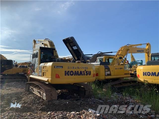 Komatsu PC 220-8 Kāpurķēžu ekskavatori