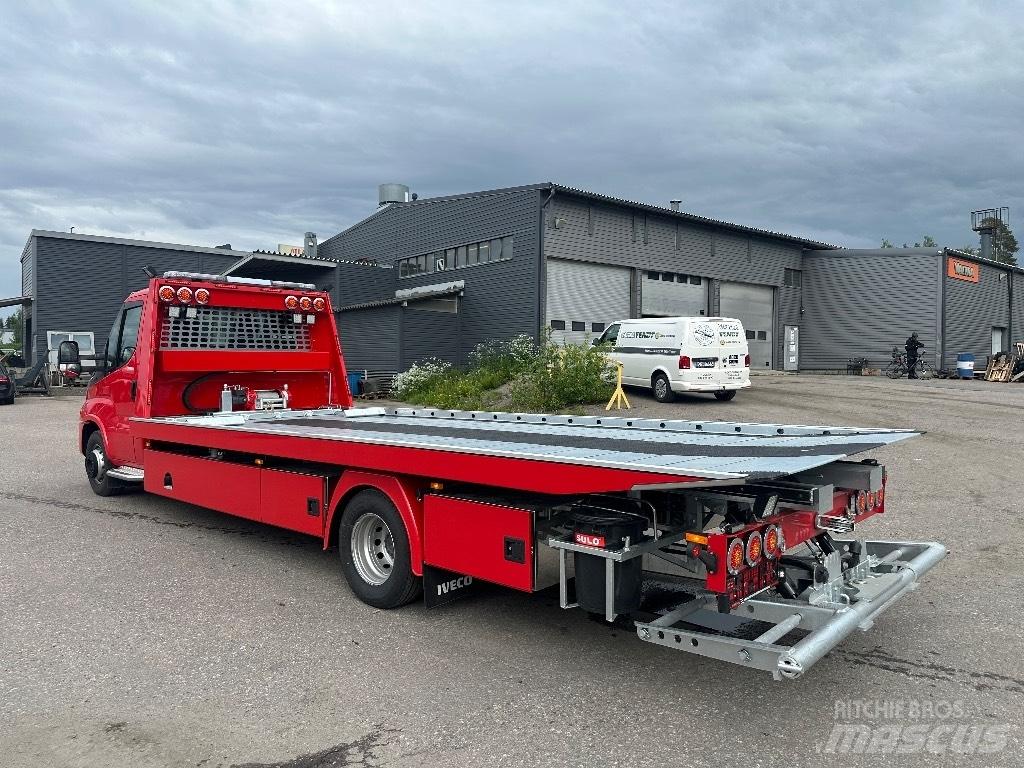 Iveco Daily 70C18 Evakuators ar manipulatoru
