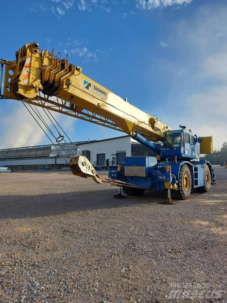 Tadano GR 700 EXL Celtņi nelīdzenām virsmām