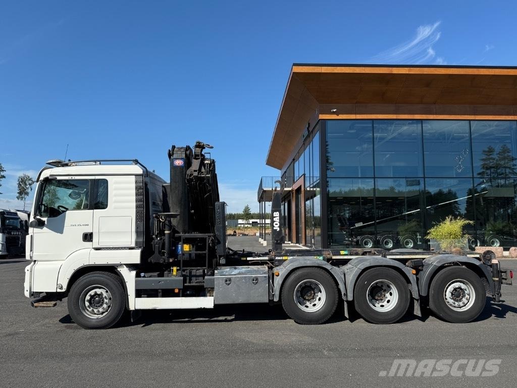 MAN Crane + hook lift Smagās mašīnas ar celtni