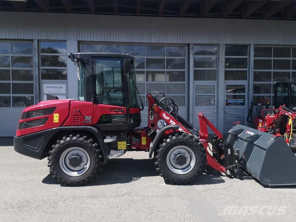 Yanmar V80 Iekrāvēji uz riteņiem
