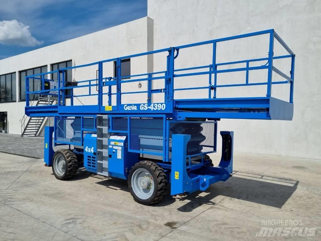 Genie GS 4390        P478 Šķerveida pacēlāji
