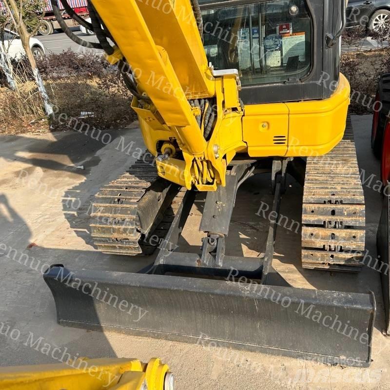 Komatsu PC35MR Mini ekskavatori < 7 t