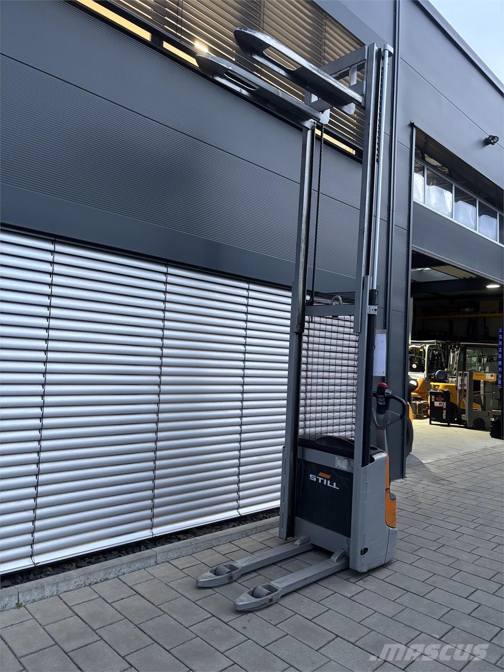 Still EXV 10 Pašgājēji krautnētāji