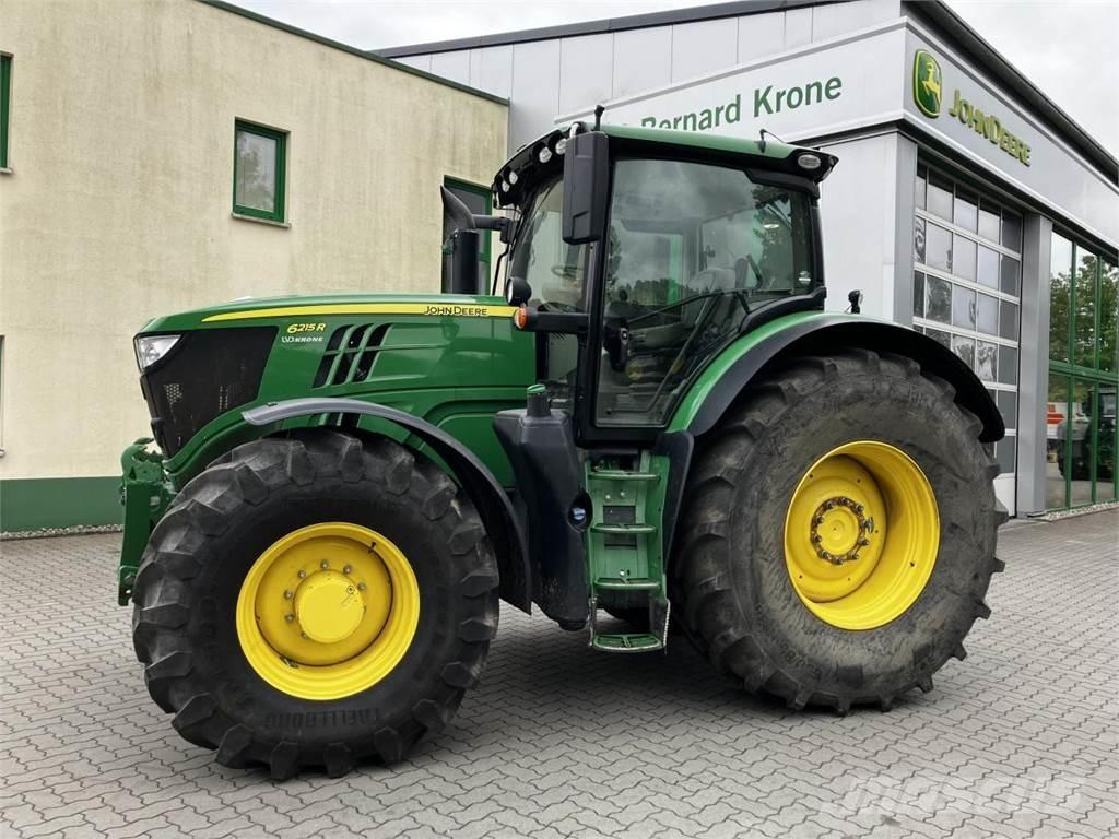 John Deere 6215R Traktori