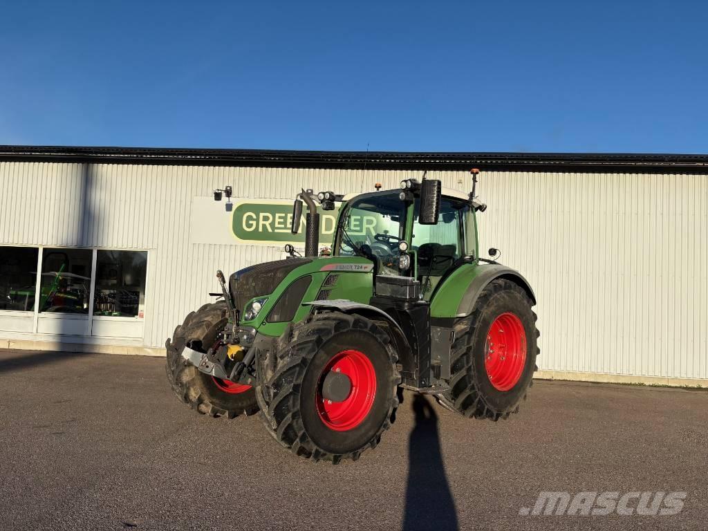 Fendt 724 Vario TMS Traktori