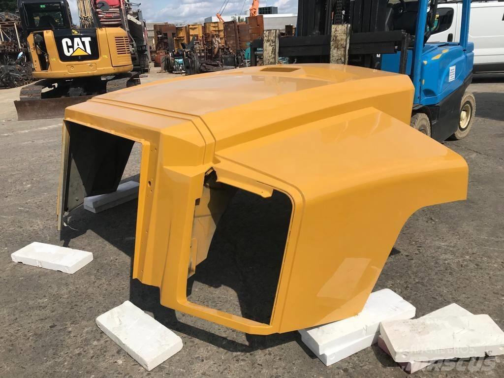 CAT 735 B Hood Šasija un piekare