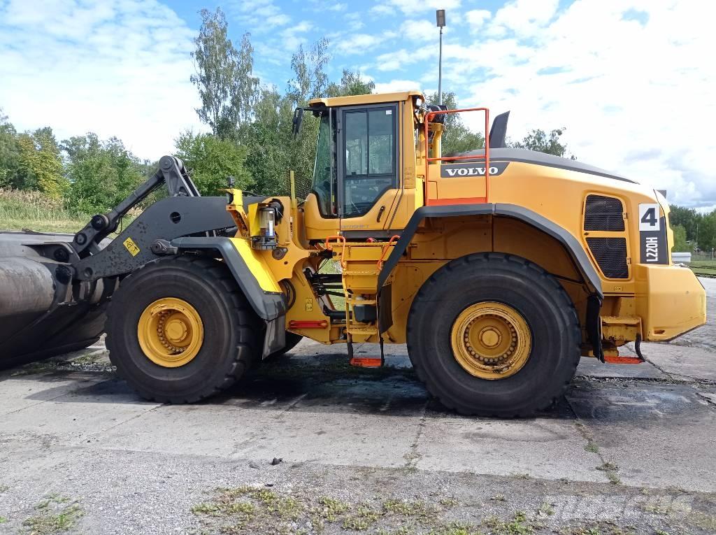 Volvo L 220 H Iekrāvēji uz riteņiem