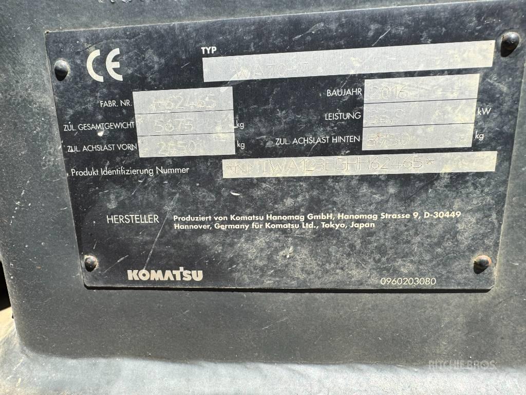 Komatsu WA70-7 Iekrāvēji uz riteņiem