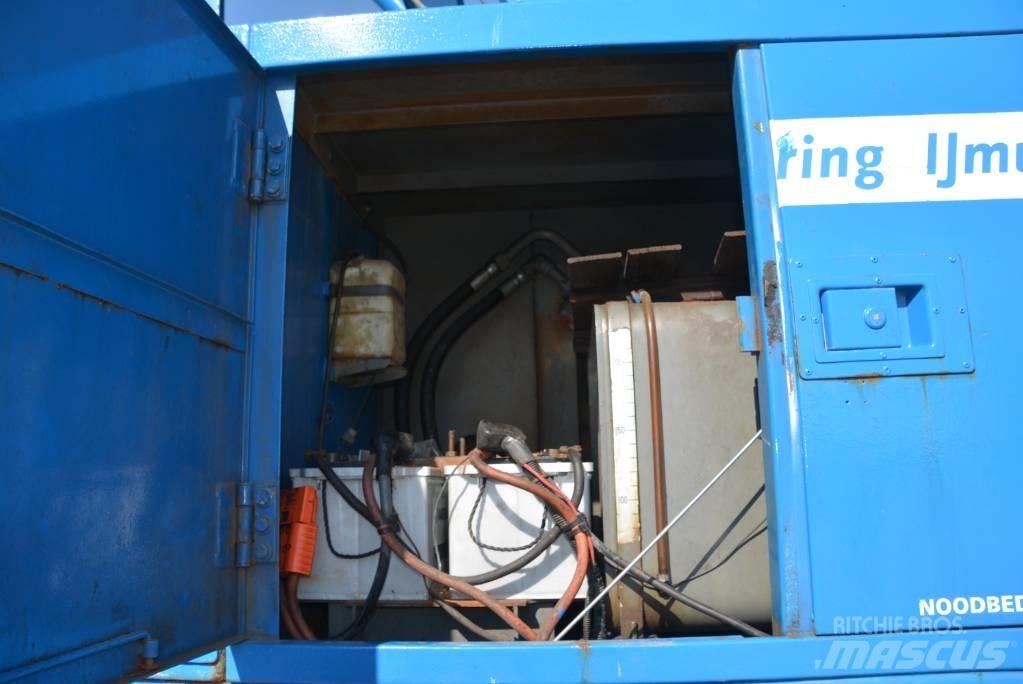 Hitachi KH 180-3 Kāpurķēžu ceļamkrāni