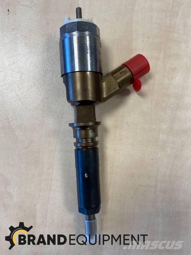 CAT 326-4700 320 Dzinēji