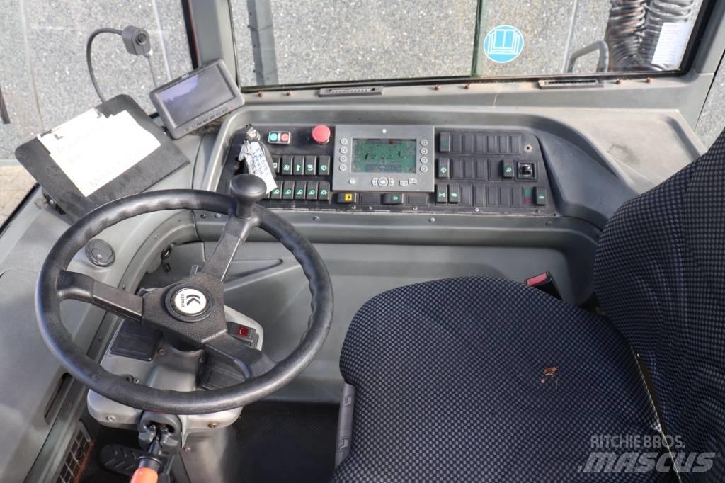 Kalmar TRL 618 i Terminālie traktori