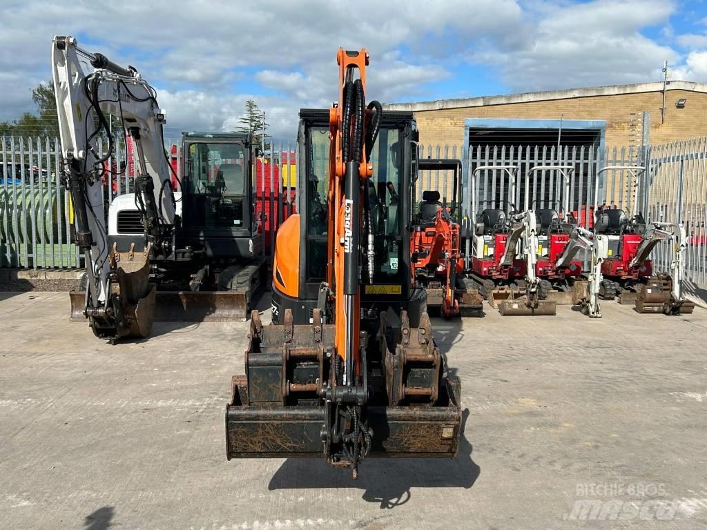 Doosan DX 27 Z Mini ekskavatori < 7 t