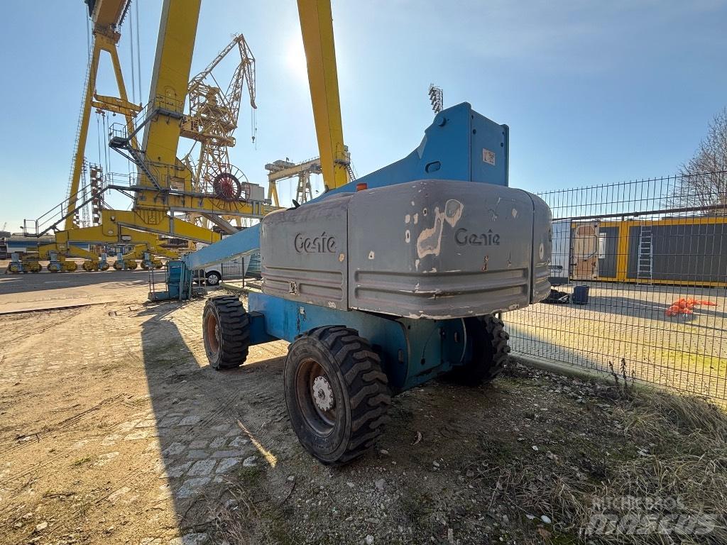 Genie S-85 Teleskopiskie pacēlāji