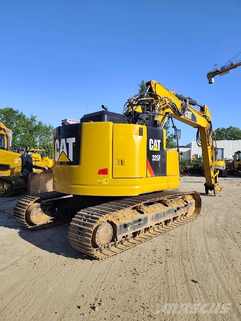 CAT 325 FL CR Kāpurķēžu ekskavatori