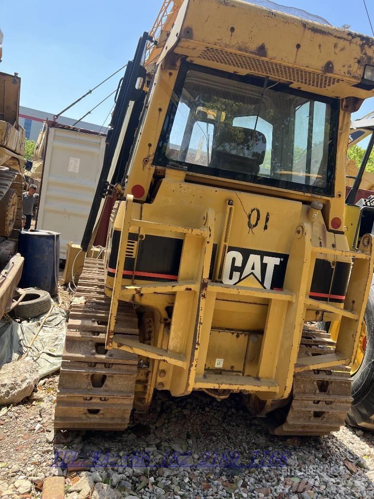CAT D5G Kāpurķēžu buldozeri