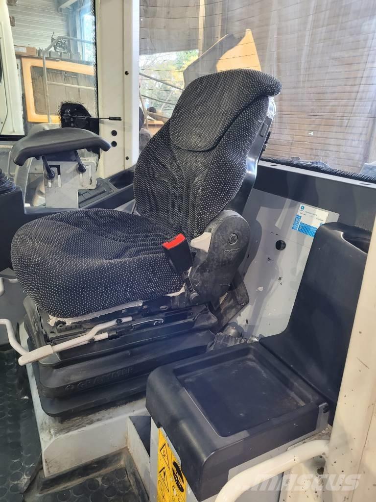 Liebherr L 514 Iekrāvēji uz riteņiem