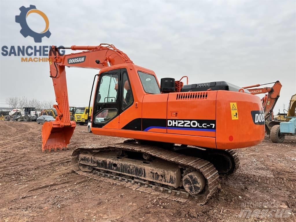 Doosan DH 220 Kāpurķēžu ekskavatori