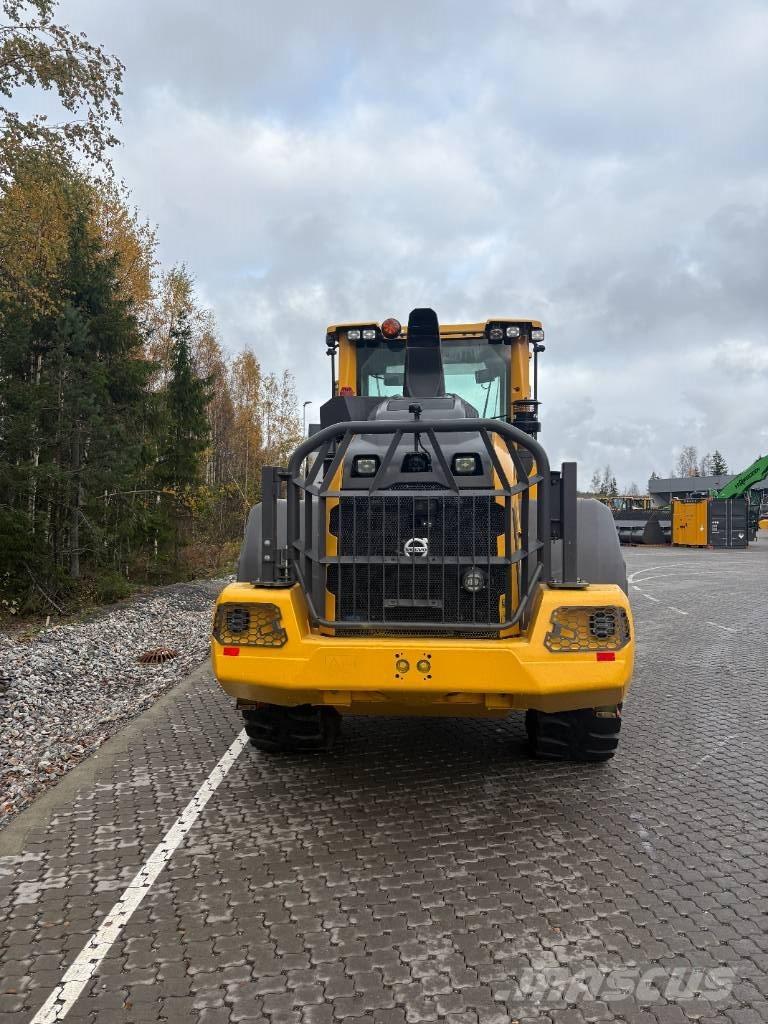 Volvo L90H Iekrāvēji uz riteņiem