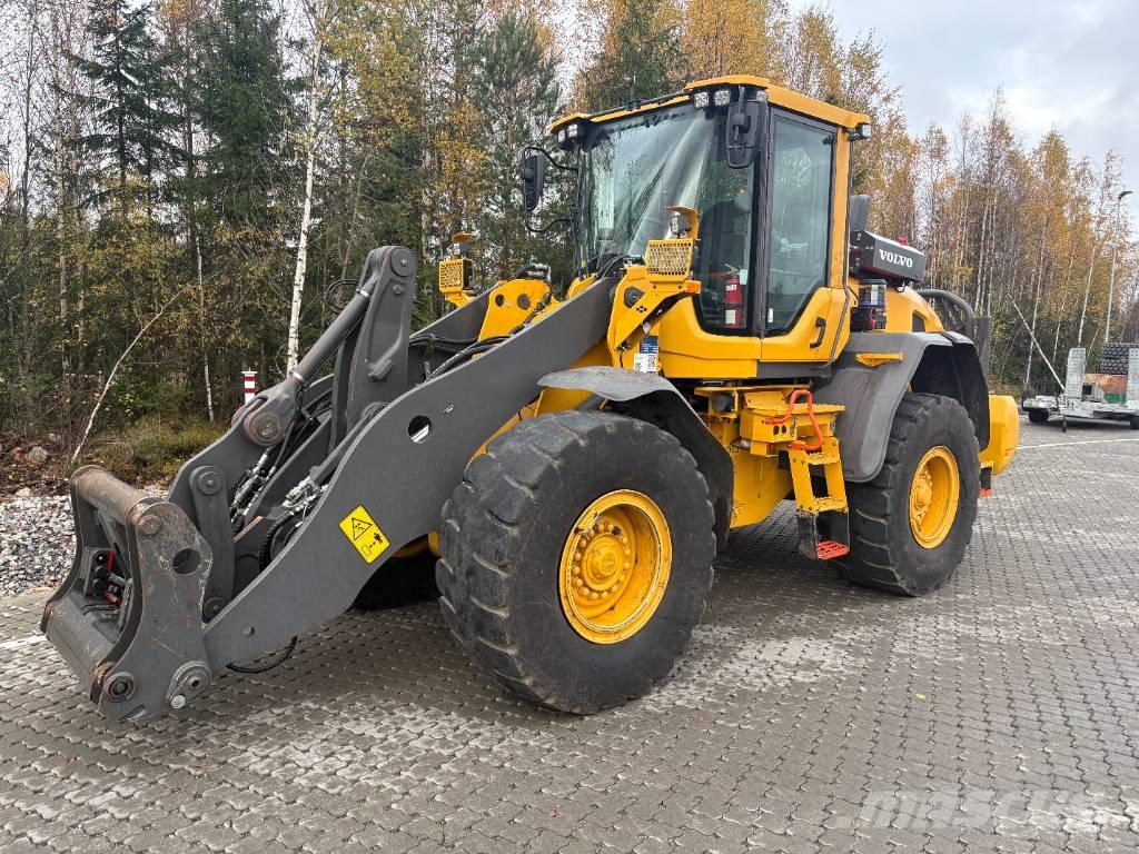 Volvo L90H Iekrāvēji uz riteņiem