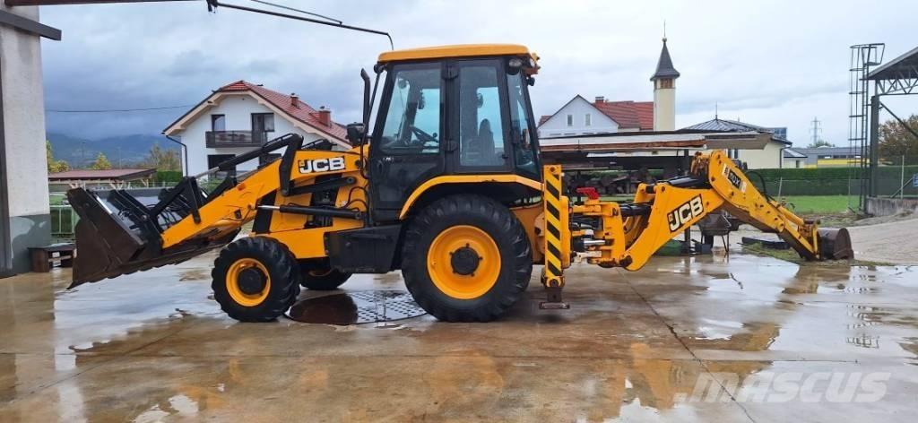 JCB 3dx Ekskavatori-iekrāvēji