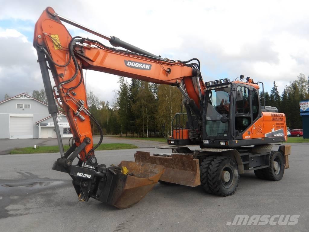 Doosan DX 210 WE Ekskavatori uz riteņiem