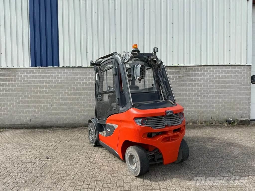 Linde H25D-600 Tehnika ar dīzeļa dzinēju